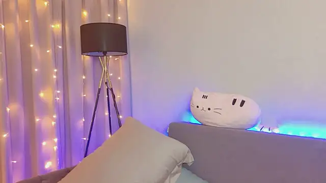 Snapshot of ur_shy_bambi chatting on 03-03-26, 01:12 ur shy bambi online show from 03-03-26, 01:12