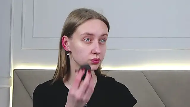 Snapshot of RachaelCute chatting on 11-17-25, 04:29 RachaelCute online show from 11-17-25, 04:29