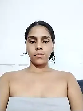 Snapshot of Sofia-luna1 chatting on 11-20-25, 12:00 Sofia-luna1 online show from 11-20-25, 12:00