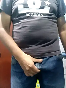 Snapshot of Kikke2025 chatting on 02-28-26, 05:08 Kikke2025 online show from 02-28-26, 05:08