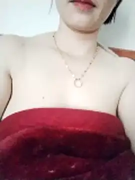 Swan-white123 online show from 02-08-26, 09:23