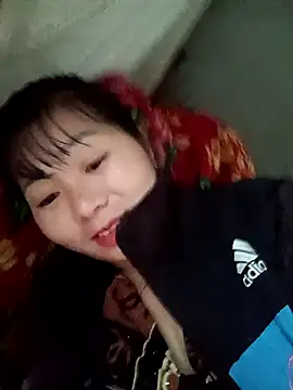 Snapshot of vangkt-cute chatting on 01-18-26, 01:20 vangkt-cute online show from 01-18-26, 01:20