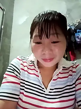 Snapshot of vangkt-cute chatting on 02-04-26, 12:33 vangkt-cute online show from 02-04-26, 12:33