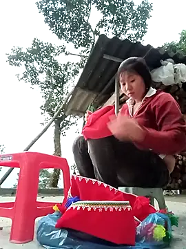 Snapshot of vangkt-cute chatting on 02-06-26, 11:02 vangkt-cute online show from 02-06-26, 11:02