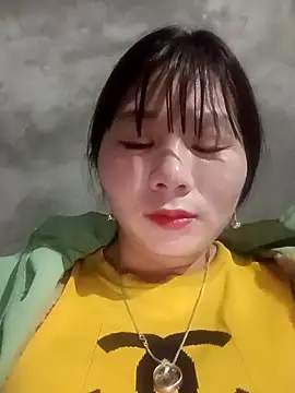 Snapshot of vangkt-cute chatting on 02-10-26, 05:50 vangkt-cute online show from 02-10-26, 05:50