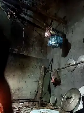 Snapshot of vangkt-cute chatting on 02-15-26, 08:35 vangkt-cute online show from 02-15-26, 08:35