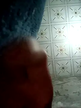 Snapshot of vangkt-cute chatting on 02-25-26, 06:56 vangkt-cute online show from 02-25-26, 06:56