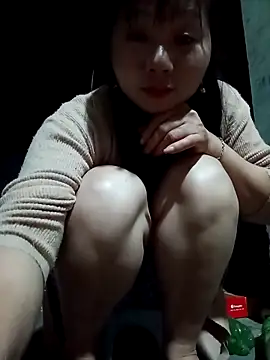 Snapshot of vangkt-cute chatting on 03-17-26, 01:32 vangkt-cute online show from 03-17-26, 01:32