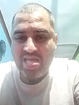 Snapshot of arjunforyou4 chatting on 12-05-25, 01:31 arjunforyou4 online show from 12-05-25, 01:31