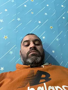 Snapshot of arjunforyou4 chatting on 12-17-25, 06:19 arjunforyou4 online show from 12-17-25, 06:19