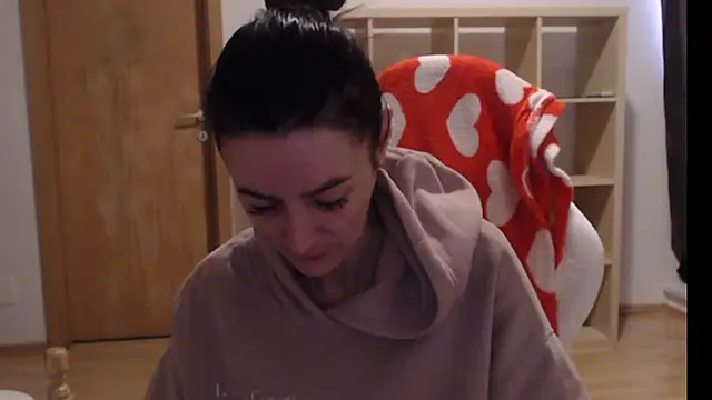 MissyDior8 online show from 01-18-26, 07:01