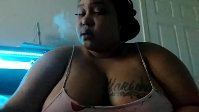 PinkKittyKat2025 online show from 11-25-25, 06:57