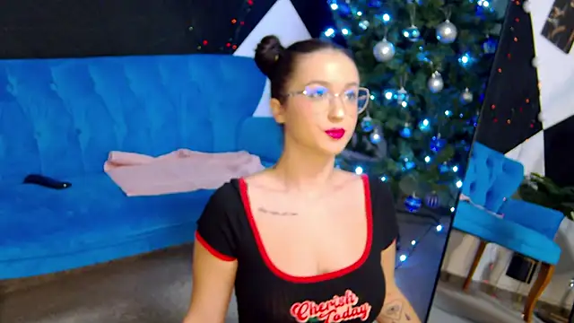 EvvaLovvia online show from 12-02-25, 04:18