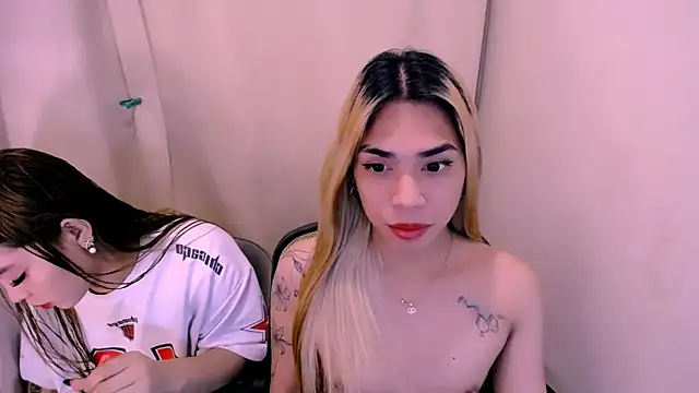 Snapshot of velvetviper06 chatting on 03-22-26, 01:03 velvetviper06 online show from 03-22-26, 01:03