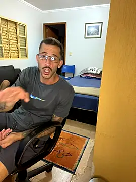 Lucasjandre online show from 12-01-25, 10:15