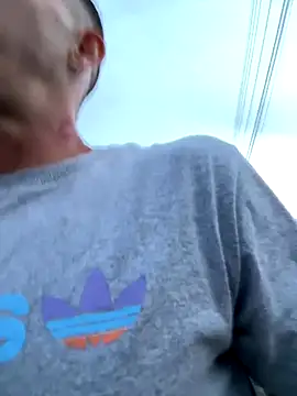 Lucasjandre online show from 12-19-25, 09:44