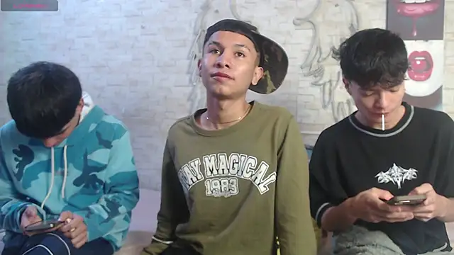 Snapshot of axel_milo_kairo_and_noa chatting on 01-08-26, 05:26 axel milo kairo and noa online show from 01-08-26, 05:26