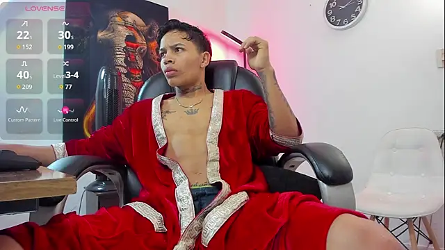 Snapshot of Juank_wss chatting on 11-11-25, 11:21 Juank wss online show from 11-11-25, 11:21