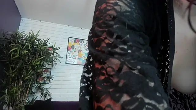 Velvet Dreamss online show from 11-20-25, 10:59