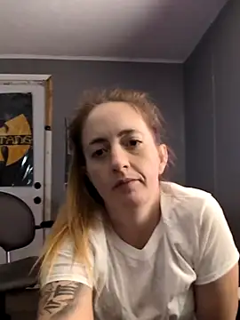 Snapshot of sexxxilexxxi44 chatting on 11-24-25, 09:03 sexxxilexxxi44 online show from 11-24-25, 09:03