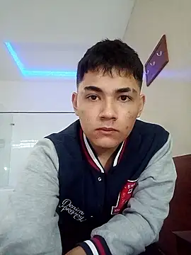 Santiagooo1233 online show from 01-12-26, 10:59