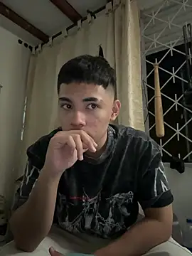 Santiagooo1233 online show from 02-15-26, 12:07