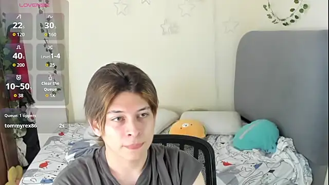 Felix kitty online show from 11-23-25, 07:24