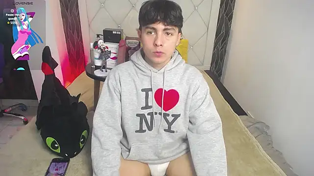 Samu FoXXX online show from 11-19-25, 08:20