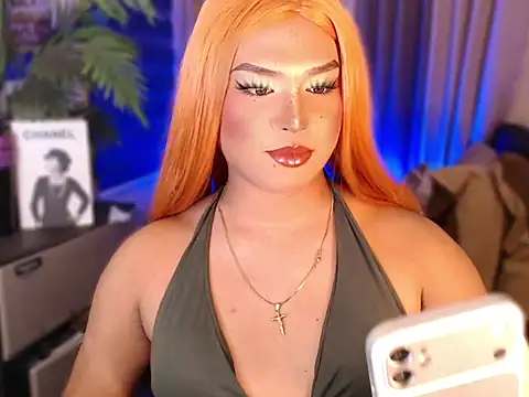 Snapshot of UrGoddess_Sofia chatting on 02-15-26, 09:08 UrGoddess Sofia online show from 02-15-26, 09:08