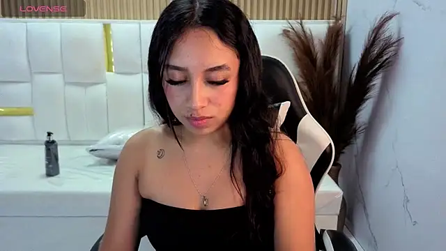 Juliana Tx online show from 02-24-26, 03:59