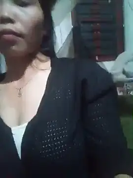 chim-yen online show from 11-17-25, 12:44