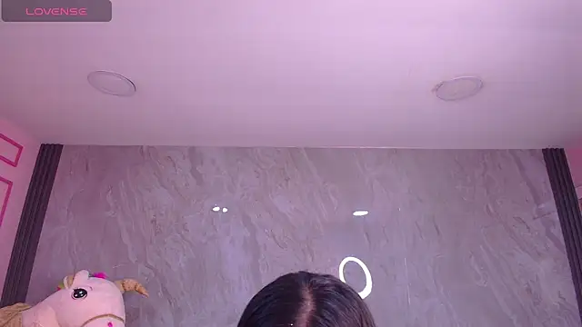 Violetta jhonson a online show from 11-16-25, 03:45