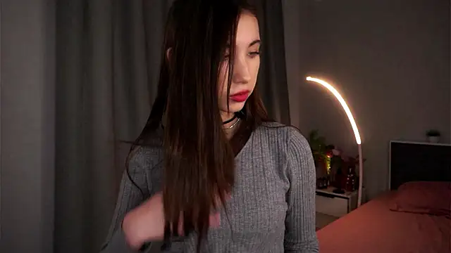 NanceeWestaway online show from 03-01-26, 06:54