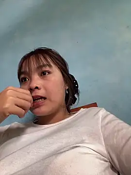 Snapshot of xu-ka chatting on 02-06-26, 01:43 xu-ka online show from 02-06-26, 01:43