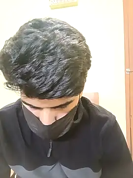 hotyyyyjonny online show from 12-15-25, 07:01