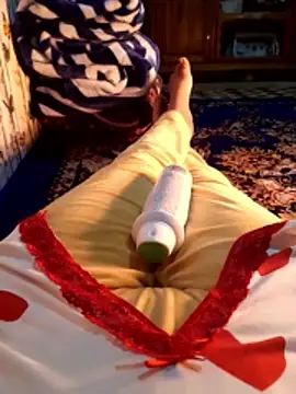 Snapshot of Tota_sexi chatting on 01-17-26, 06:22 Tota sexi online show from 01-17-26, 06:22