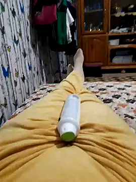 Snapshot of Tota_sexi chatting on 02-27-26, 01:00 Tota sexi online show from 02-27-26, 01:00