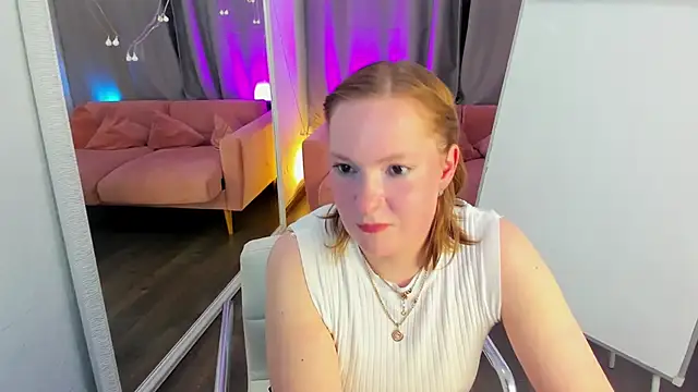 Elizabeth Walson online show from 11-14-25, 02:38