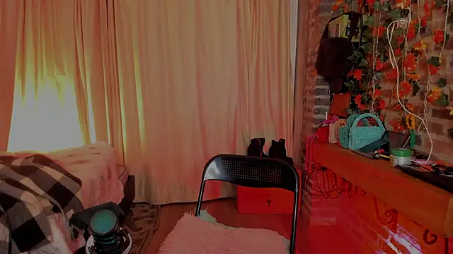 LaGoldenBitch online show from 02-25-26, 10:47