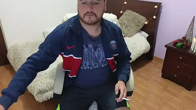 LiamConan online show from 11-20-25, 01:39