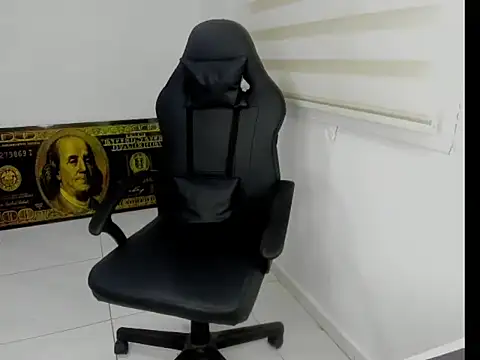 master leather online show from 03-10-26, 01:16