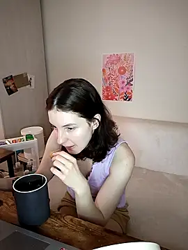 Snapshot of v_crizis324 chatting on 02-18-26, 02:24 v crizis324 online show from 02-18-26, 02:24