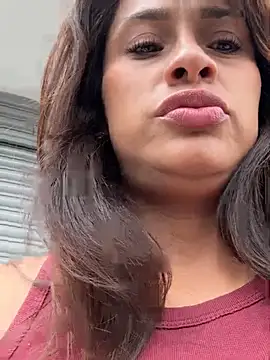 Snapshot of valeria_absurdah chatting on 02-05-26, 06:01 valeria absurdah online show from 02-05-26, 06:01