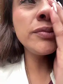 Snapshot of valeria_absurdah chatting on 02-18-26, 08:38 valeria absurdah online show from 02-18-26, 08:38