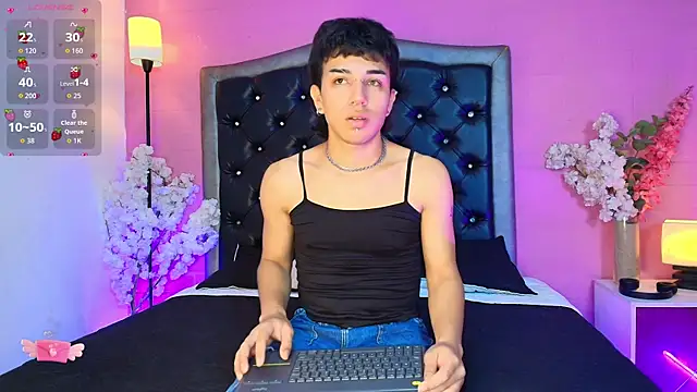 Snapshot of Davel_Svetla chatting on 11-14-25, 12:48 Davel Svetla online show from 11-14-25, 12:48