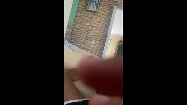 Snapshot of OseuMoren chatting on 11-12-25, 07:46 OseuMoren online show from 11-12-25, 07:46