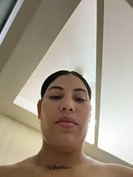 Anna Bitch Disgusting online show from 11-13-25, 10:19