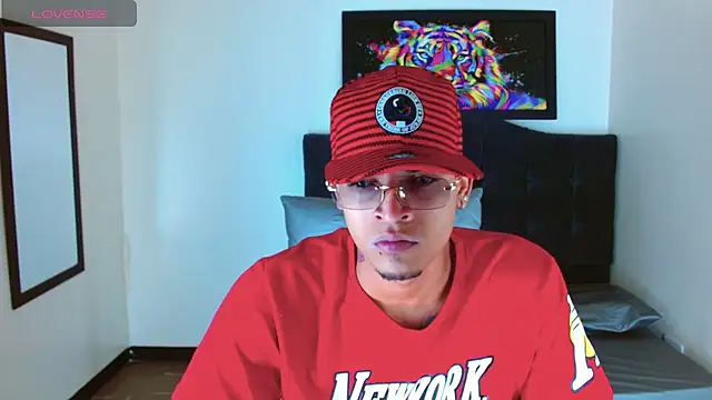 Isaacas  online show from 11-20-25, 11:21