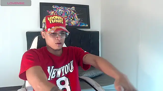 Isaacas  online show from 11-30-25, 11:25