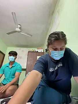 Cute hotzara online show from 03-19-26, 05:44